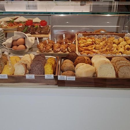 Hotel Record Riccione Dış mekan fotoğraf
