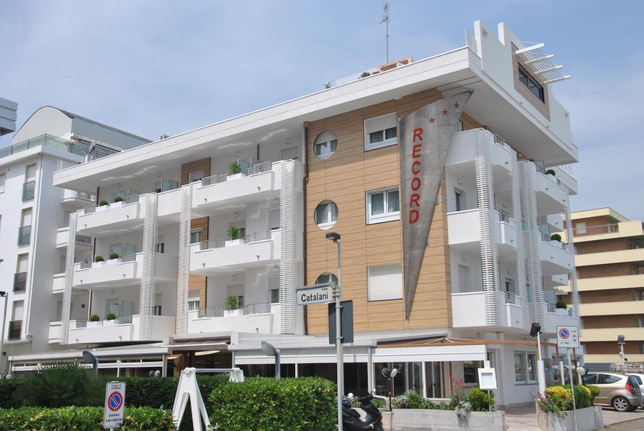 Hotel Record Riccione Dış mekan fotoğraf