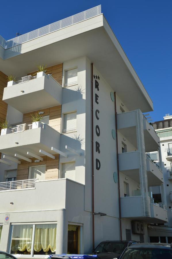 Hotel Record Riccione Dış mekan fotoğraf