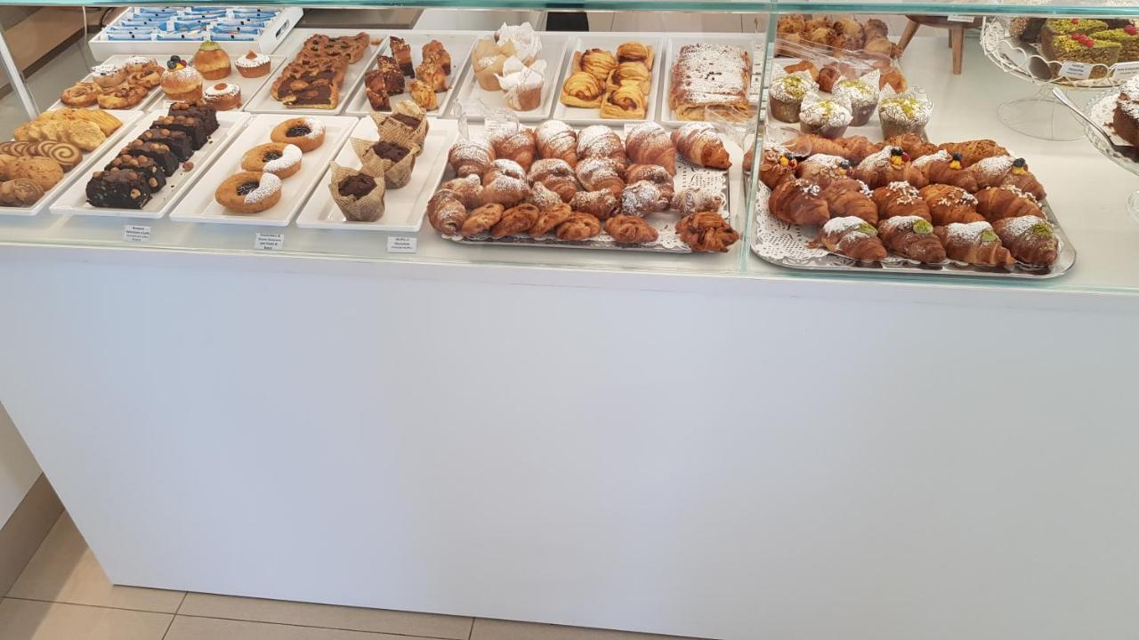 Hotel Record Riccione Dış mekan fotoğraf